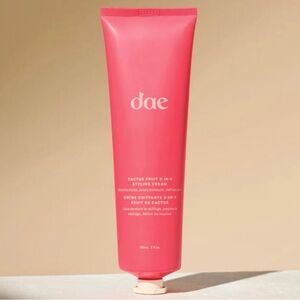 Dae Cactus Fruit 3-in-1 Styling Cream